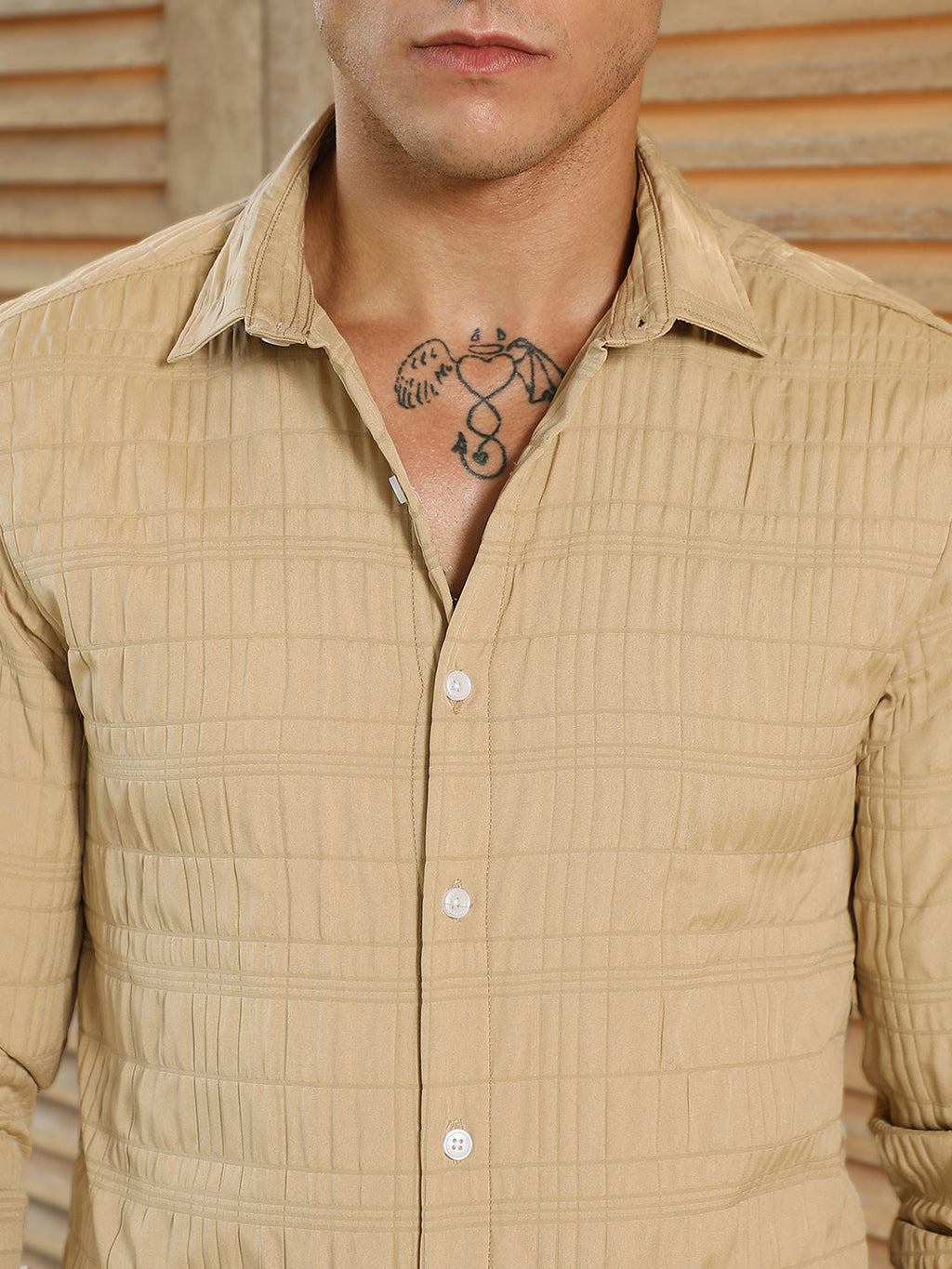 Grid-Tactile Shirt