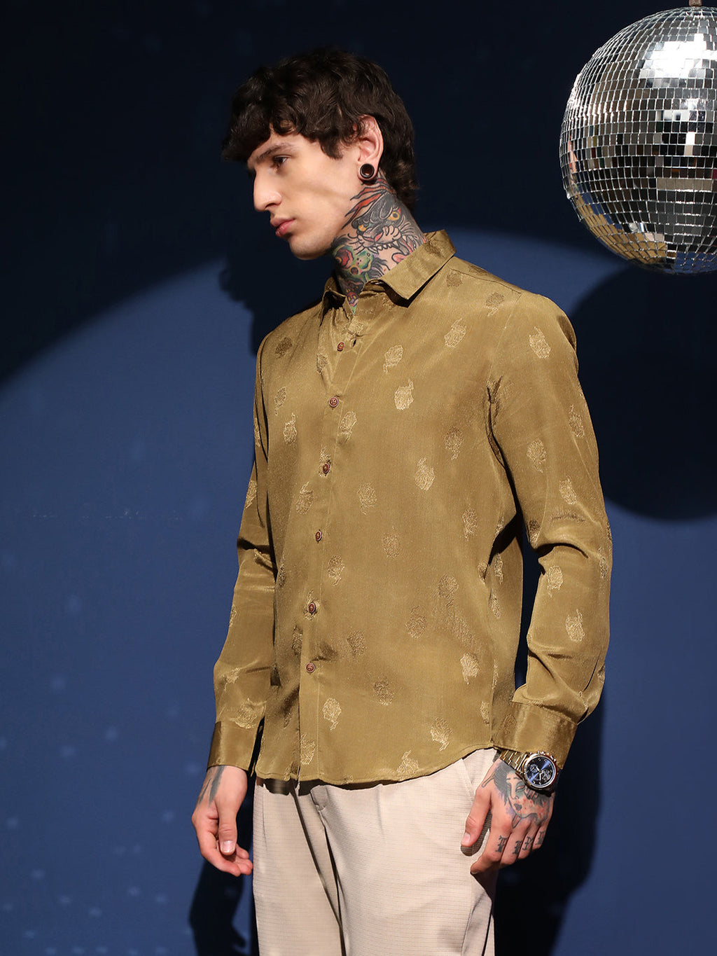 Lotus-Texture Shirt