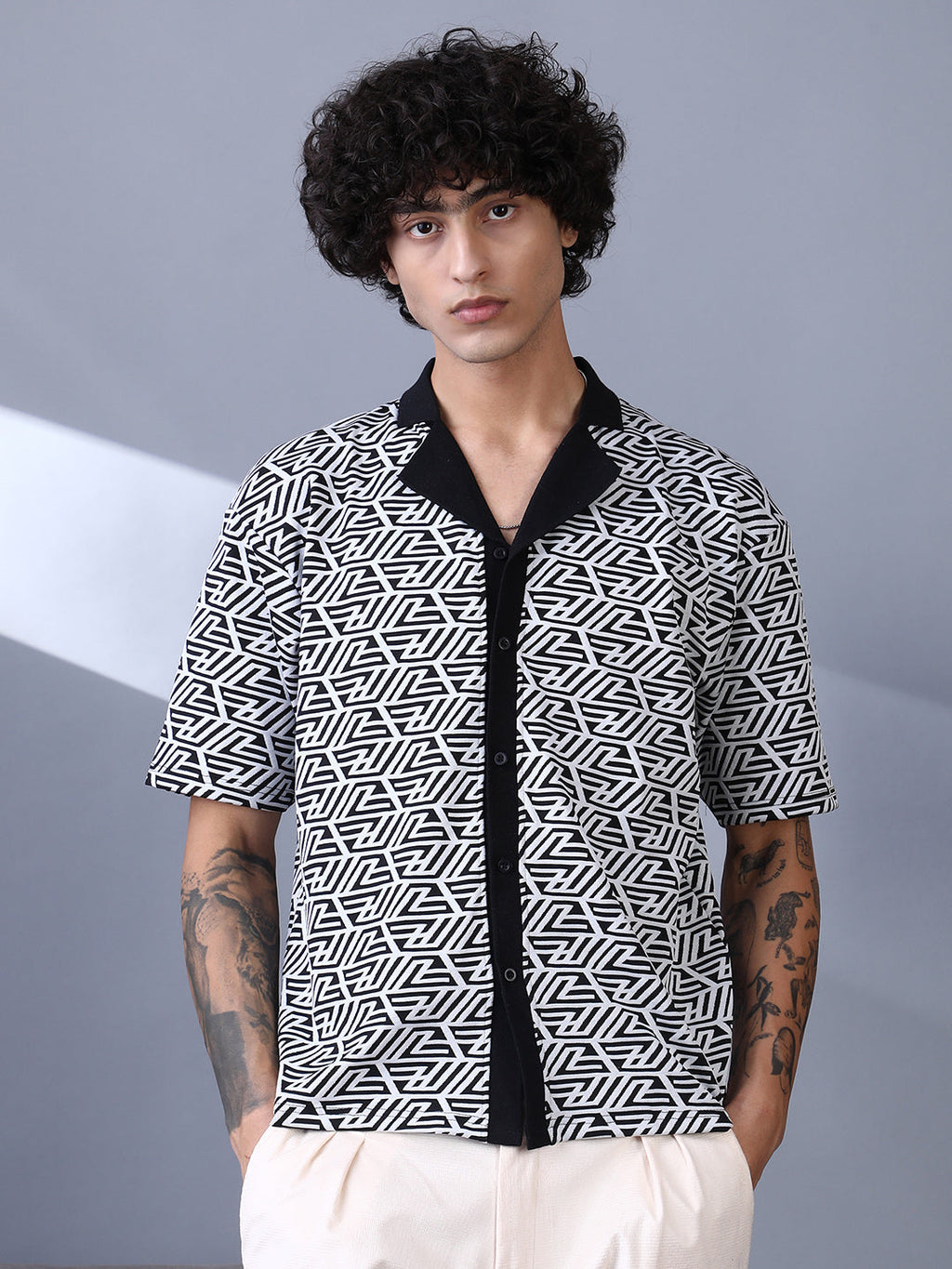 Angleline-Imprint Cuban-Polo Shirt
