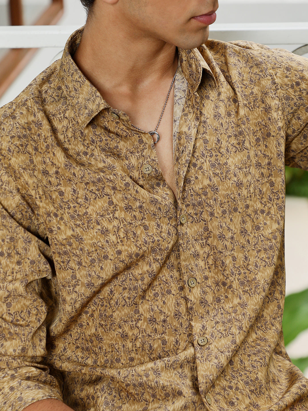 Indie Floral-Motif Imprint Shirt
