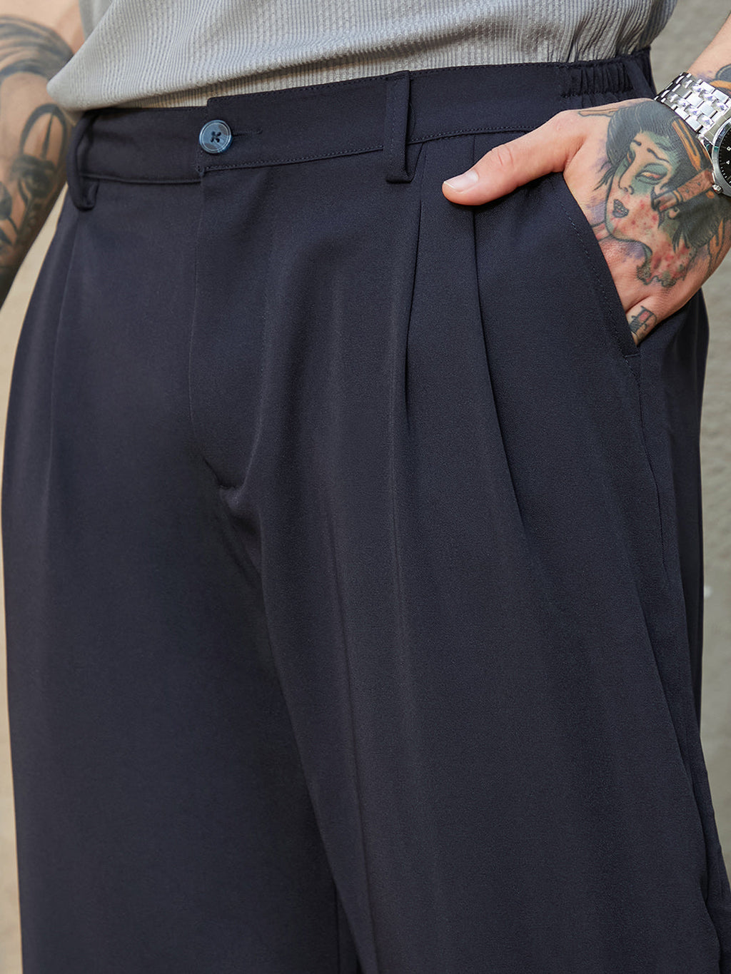 Straight-Cuffed Pleated Trousers