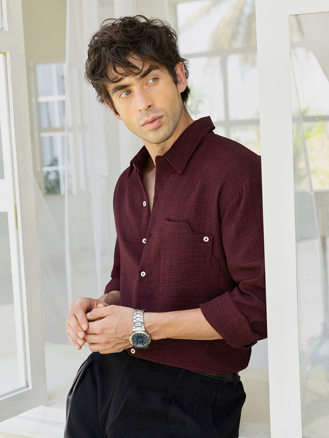 Men's Relaxed Fit Textured Solid Casual Shirt